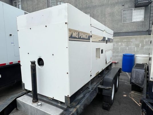 80 KW Multiquip #DCA100SSJU, rental grade diesel power module, 100 KVA, 480 Volts, 1998 - Image 2