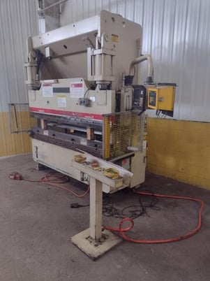 90 Ton, Cincinnati #90CB6, CNC hydraulic press brake, 8' overall, 78" between housing, 8" stroke, 7" throat - Image 5