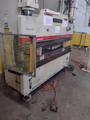 90 Ton, Cincinnati #90CB6, CNC hydraulic press brake, 8' overall, 78" between housing, 8" stroke, 7" throat - Image 8