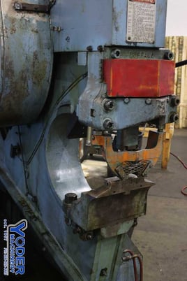 6" x 6" x 1/2" Buffalo #2-1/2B, ironworker, 105 ton, 24" throat, 7-1/2 HP, 1977, #76112 - Image 10