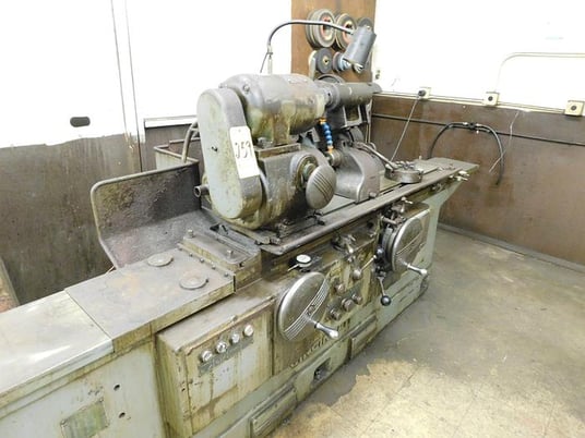 12" x 36" Cincinnati Milacron #LL, internal attach, 4-jaw chuck,steady rest,follow rest, 3 HP - Image 9