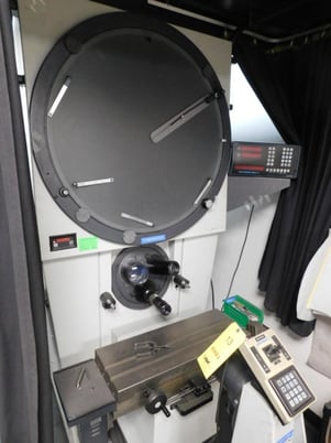 30" Deltronic #DH30-MPC-4ECNC, digital read out,power stage drive, 30" dia., 7' 3"ht,overhead light shield, 3 - Image 2
