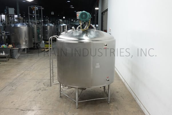 1700 gallon APV, 304 Stainless Steel jacketed process tank, 84" dia x 72" deep with 60" straight wall, dish - Image 3