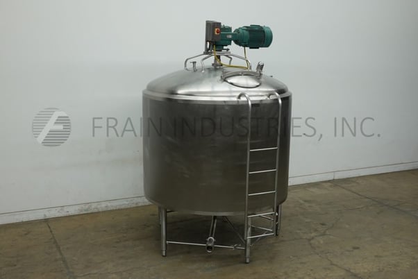 1700 gallon APV, 304 Stainless Steel jacketed process tank, 84" dia x 72" deep with 60" straight wall, dish - Image 5