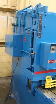 1/4" x 12' Allsteel #1/4-12, hydraulic shear, front operated power back gauge, 19 hold downs, 25 HP, 1997 - Image 4