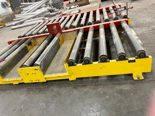 Powered roll case 26' conveyor, 66