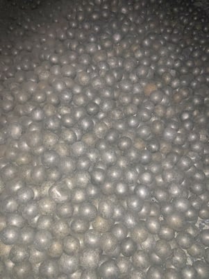 Ball mill grinding media, 3" to 5" - Image 3