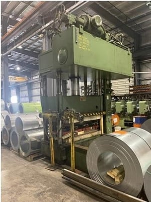 300 Ton, St. Lawrence, 4-post hydraulic press, 24" stroke, 44" daylight, AB PLC controller - Image 1