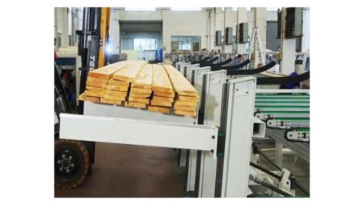 5000 lb. Cam-Wood #SM-0420FLX, Tilt Hoist, 48" W x 20' L working dims., 48" pallet working height, 90 psi, 5 - Image 4