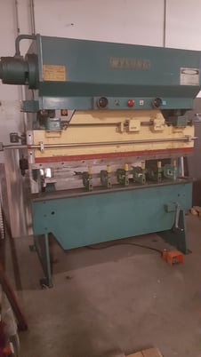 35 Ton, Wysong #3572, mechanical press brake, 2-1/2" stroke, 9" Shut Height, 3" adjustment, 1984 - Image 5