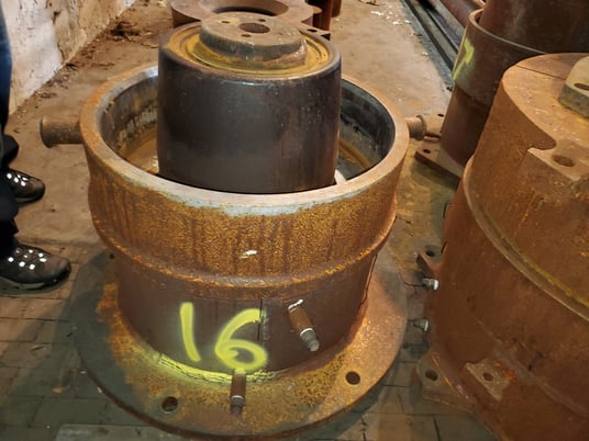 Moulds for Bladder press passenger light truck, McNeil #900-30x36, (35 available) - Image 1