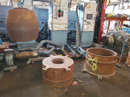 Moulds for Bladder press passenger light truck, McNeil #900-30x36, (35 available) - Image 6