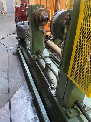 Arrow #2000 Simplex, center surface with center assist, 70" rewind diameter, 87" rolls - Image 10