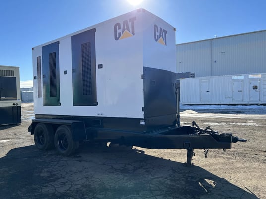 350 KW Caterpillar #SR4, diesel generator, 13538 hours, 1996, #089649 - Image 2