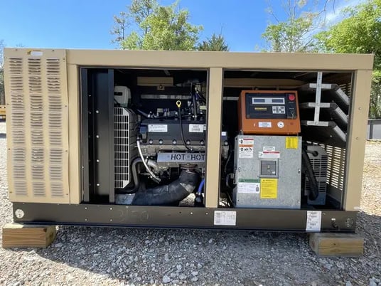 70 KW Generac #0053920, standby Natural gas generator set, 277/480 Volts,Ford engine, 2006, #089664 - Image 3