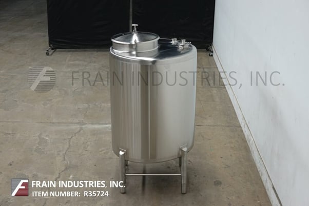 2000 gallon Heritage Equipment Co. #BC-CIP200, 304 Stainless Steel tank, 38" diameter x 48" deep, mounted on - Image 4