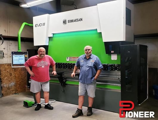 110 Ton, Ermaksan #Evo-III, 8.5' OA, 10.8" stroke, 16" throat, Delem DA-69T, 4-Axis Back Gauge - Image 2