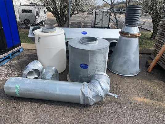 Oneida Air Systems #XXK050346, Cyclone w/After-filter Plenum, 2" SP, 5 HP, 8" inlet, (10) filter bags, 1997 - Image 1