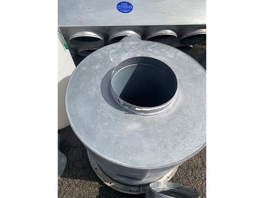 Oneida Air Systems #XXK050346, Cyclone w/After-filter Plenum, 2" SP, 5 HP, 8" inlet, (10) filter bags, 1997 - Image 2