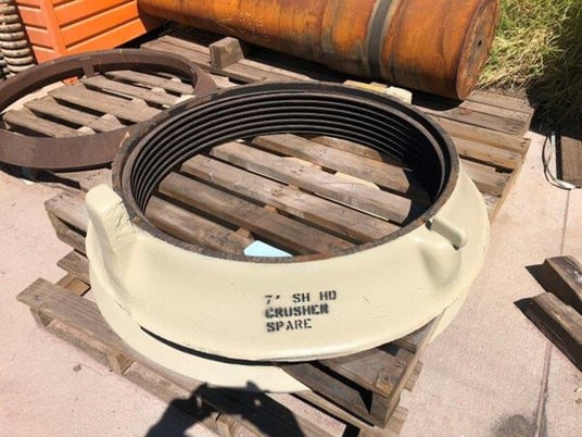 84" Symons cone crusher spare parts - Image 3