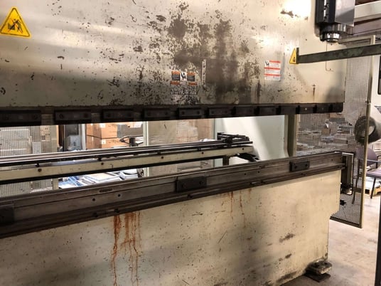 120 Ton, Durma #HAP30120, CNC hydraulic press brake, 10' overall, 99" between housing, 7.08" stroke, Delem - Image 3