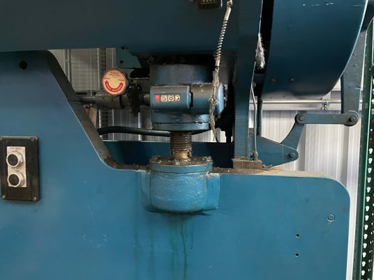 55 Ton, Chicago #68-B, mechanical press brake, 8' overall, 78" between housing, 3" stroke, 3" adj., 40 SPM - Image 5