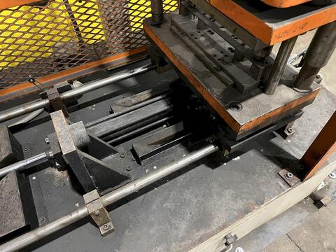 Airam, traveling punch & cutoff press - Image 10