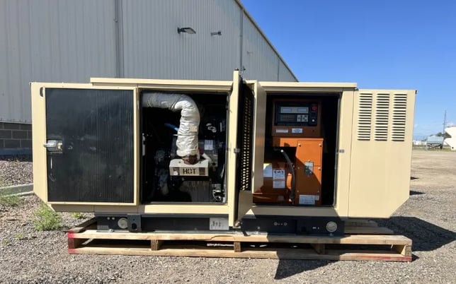35 KW Generac #9856980100, liquid propane generator set, weather protected enclosure, 120/240 Volts, Ford - Image 3