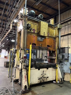 250 Ton, Heim #S2-250-48-102, straight side double crank press, 12" stroke, 36" Shut Height, air clutch - Image 4