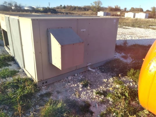 20 Ton, York Heating & Cooling Condensing Unit, 3 Ph. - Image 9