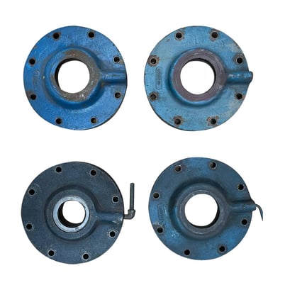 Vilter N32564A, Shaft Seal Cover, 3 3-inch shaft sizes & 1 2.5" size, adaptable on a 440/450/450XL - Image 1