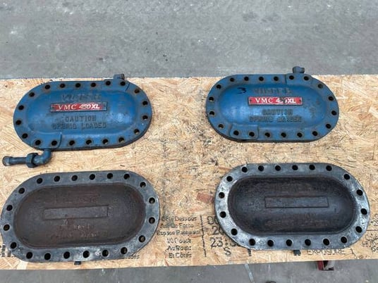 Vilter N30384, 450XL Cylinder Cover Head, 2 sets, w/o gaskets - Image 3