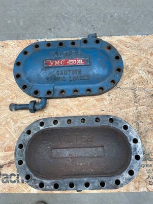 Vilter N30384, 450XL Cylinder Cover Head, 2 sets, w/o gaskets - Image 5