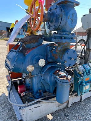 100 HP Vilter 448, 8-Cylinder Reciprocating Compressor Package, Belt Driven, 208-220/440 V, 209 CFM, 2005 - Image 4