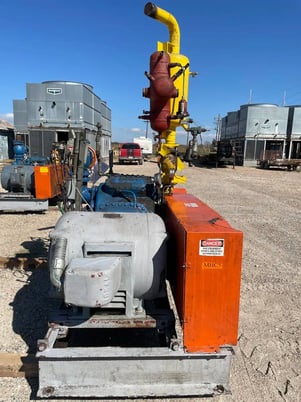 100 HP Vilter 448, 8-Cylinder Reciprocating Compressor Package, Belt Driven, 208-220/440 V, 209 CFM, 2005 - Image 5