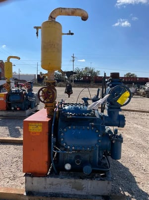 100 HP Vilter 448, 8-Cylinder Reciprocating Compressor Package, Belt Driven, 208-220/440 V, 1200 RPM, 309 CFM - Image 7