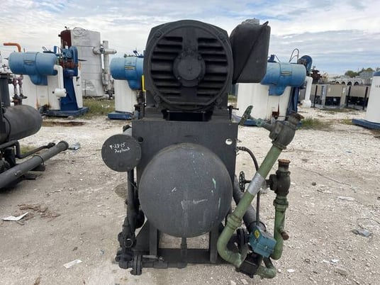 200 HP FES 140VE, Rotary Screw Compressor Package, 230/460 V, 3500 RPM, Missing Control Panel, 1987 - Image 4