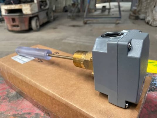 BAC 310620, Liquid Float Switch, 150 psi, -20 F - 175 F Liquid Temp. - Image 9
