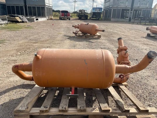 20 Gallons, Henry Technologies, Horizontal Oil Separator, 73" diameter x 40" L Tank, 300 PSIG @ 650 F, 2013 - Image 3