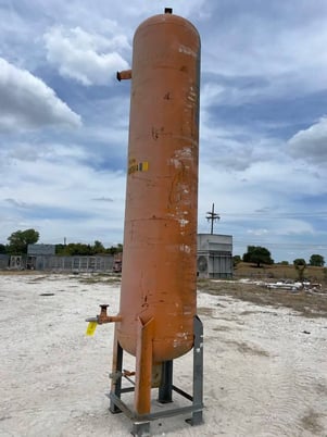 852 gallon Henry Technologies RA- 36768-500, Vertical Ammonia Receiver, 40" diameter x 130" L Tank, 250 PSI @ - Image 5