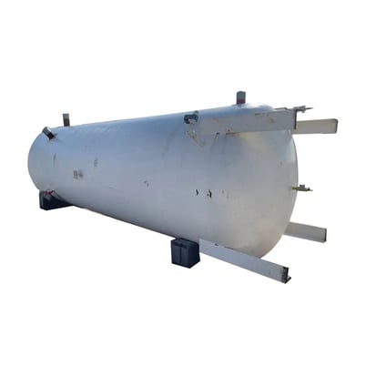 4400 gallon Industrial Service & Fabricators Inc, Vertical Ammonia Receiver, 65" diameter x 306" L Tank, 250 - Image 1