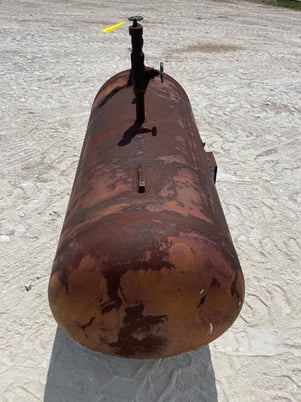 390 gallon RVS, Horizontal Ammonia Receiver, 35" diameter x 70" L Tank, 250 PSI @ 300 F, 2000 - Image 9