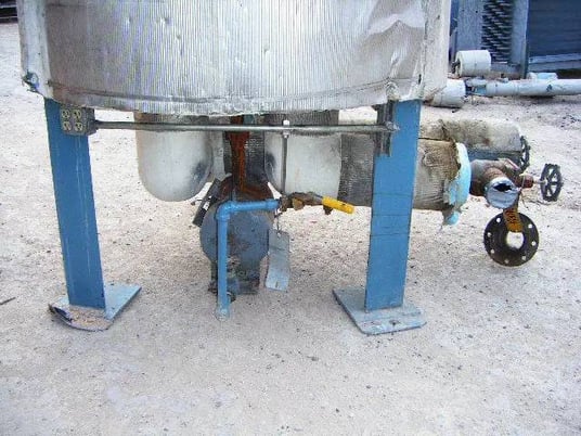 1000 gallons, Reco, Vertical Ammonia Recirculator Tank, 48" diameter x 117" L Tank, 150 psi at 300 F, 1989 - Image 10