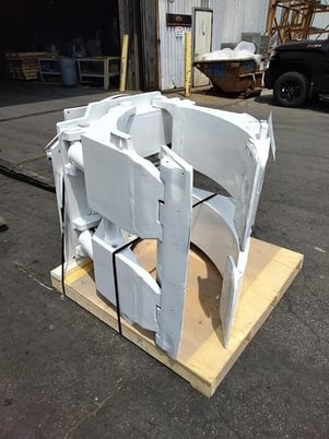 Cascade #90F-RDP-147, 60" dia roll clamp, class IV, serial #PTL1810994-1 - Image 1