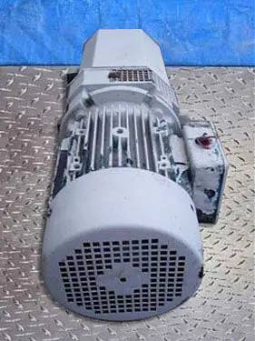 Kinney, Vacuum Pump, 3 HP, 1760 RPM, 2"/1.5" inlets, 2"/0.5"/1.5" outlets - Image 6