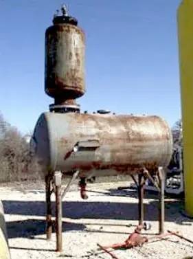 Cleaver-Brooks, Deaerator with Feed Tank, 50 psi @ 300 F, 800 gallon capacity, 1967 - Image 5