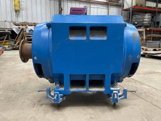 300 HP 3570 RPM Ram Industries 3AP27244SVKW, Frame 445TS, 335 amps, 460 Volts - Image 3