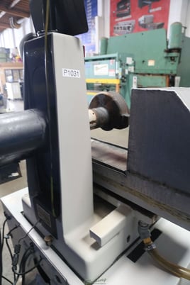 6" x 18" Harig #618, surface grinder, 7" x 5/8" x 1-1/4" wheel, 3450 RPM, manual magnetic chuck, dust - Image 4