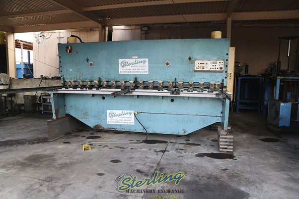 1/2" x 13' Amada #H-4013, hydraulic power shear, 40 SPM, 126" squaring arm, front support, foot pedal - Image 4