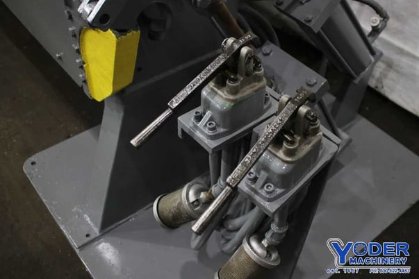 12 gauge x 8' Dreis & Krump #S-812, apron brake with air assist, serial #308261, #76393 - Image 3